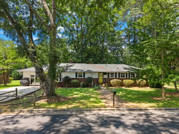 109 Kent Place, Spartanburg, SC 29307-2932