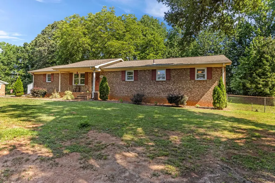 113 Hilldale Drive, Boiling Springs, SC 29316 - #3