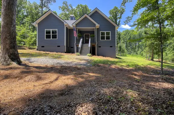 54 Lakeview Road, Fountain Inn, SC 29644