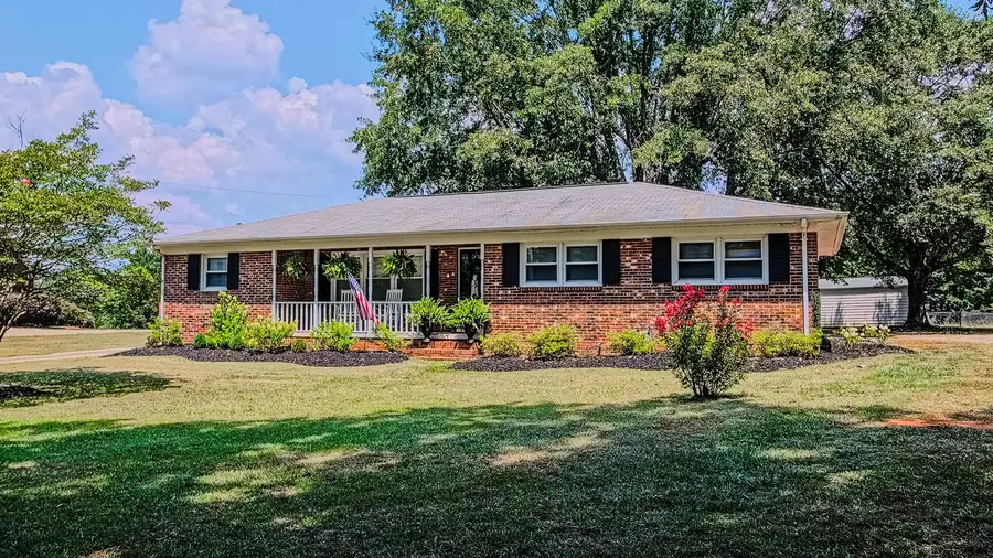 160 Virginia Avenue, Gaffney, SC 29341 - #2