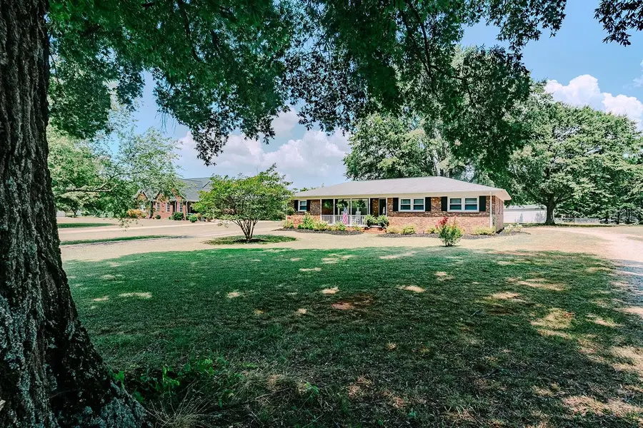 160 Virginia Avenue, Gaffney, SC 29341 - #3