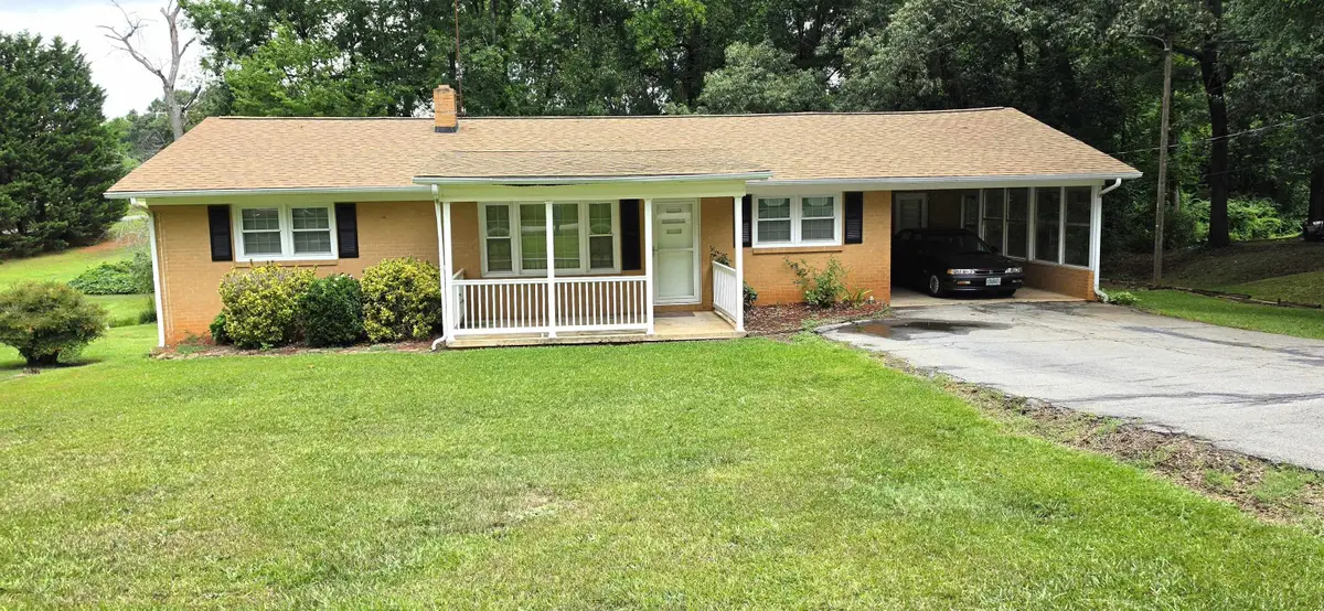 180 Edgewood Drive, Spartanburg, SC 29307-4531 - #1
