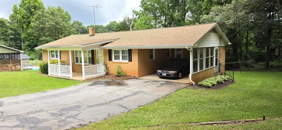 180 Edgewood Drive, Spartanburg, SC 29307-4531 - #2