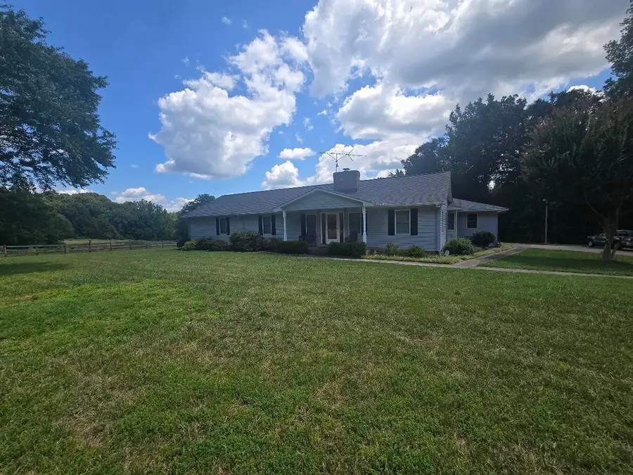 2373 Mount Tabor Church Rd, Jonesville, SC 29353 - #3