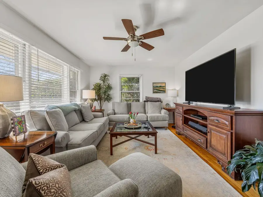 142 Woodhaven Drive, Spartanburg, SC 29307 - #2