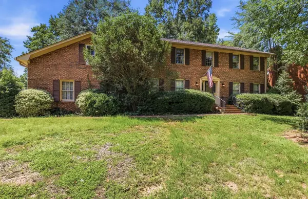 346 Round Ridge Rd, Spartanburg, SC 29302