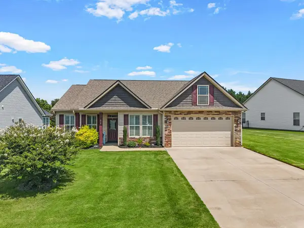 818 Ashton Ridge Road, Inman, SC 29349
