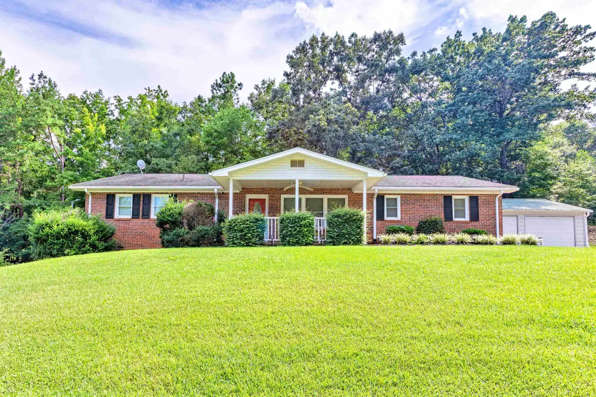 424 Edgewater Dr, Gaffney, SC 29340 - #1