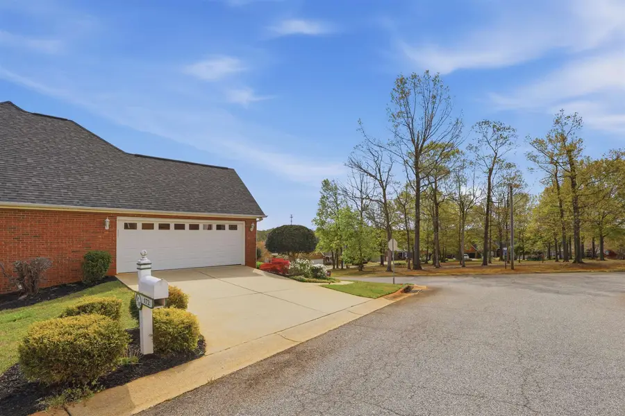 172 Roberts Meadow Loop, Spartanburg, SC 29307-3166 - #2
