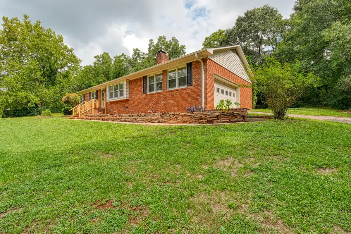 682 Davis Trading Post Road, Chesnee, SC 29323 - #1