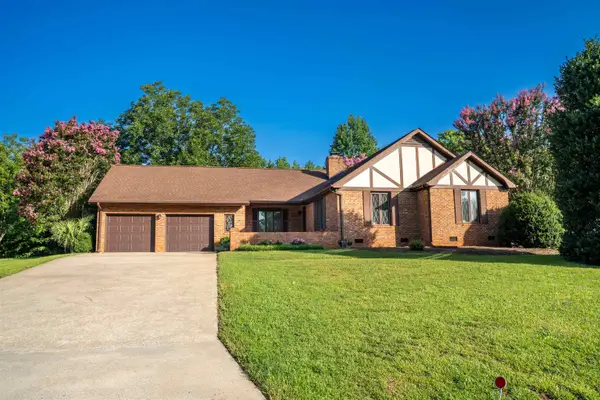 32 Nichols Drive, Inman, SC 29349