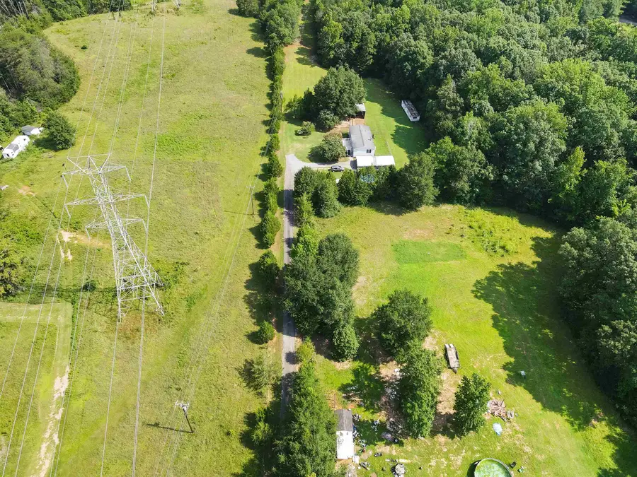 3908 Old Georgia Highway, Cowpens, SC 29330 - #3