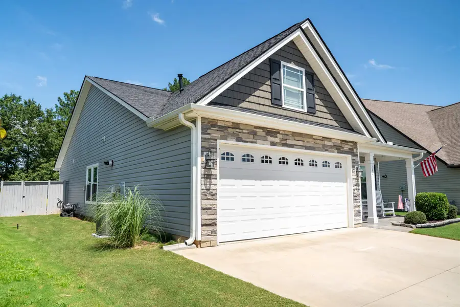562 Ridgeville Crossing Drive, Inman, SC 29349 - #2
