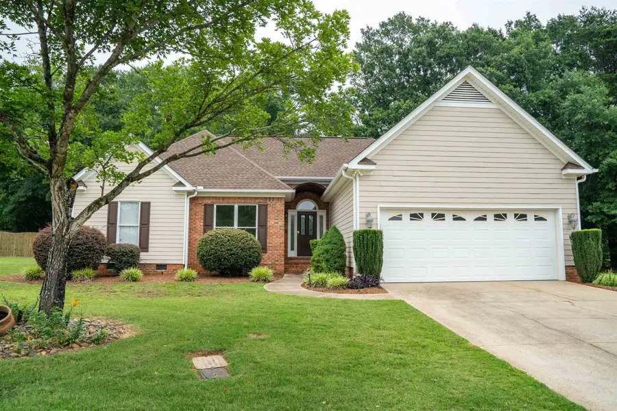 11 Churchfield Court, Greer, SC 29651 - #2