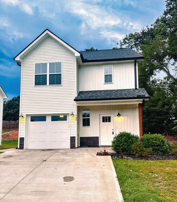 734 S Bomar, Landrum, SC 29356