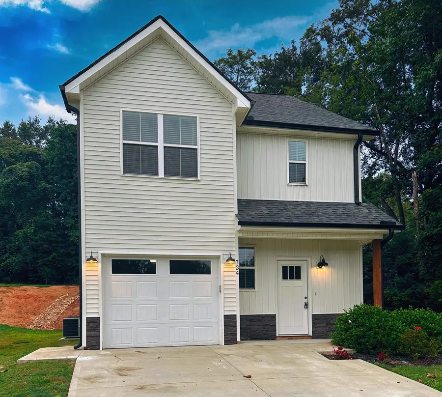 734 S Bomar, Landrum, SC 29356 - #2