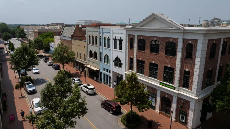 160 E Main St, Spartanburg, SC 29306 - #2