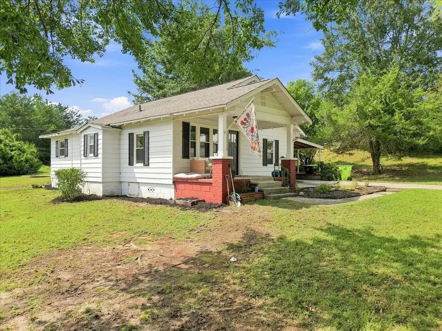 102 Edgewood Avenue, Landrum, SC 29356 - #3