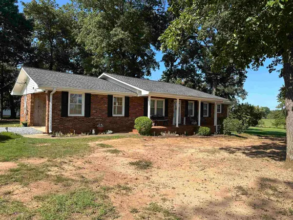 110 Triple C Drive, Inman, SC 29349