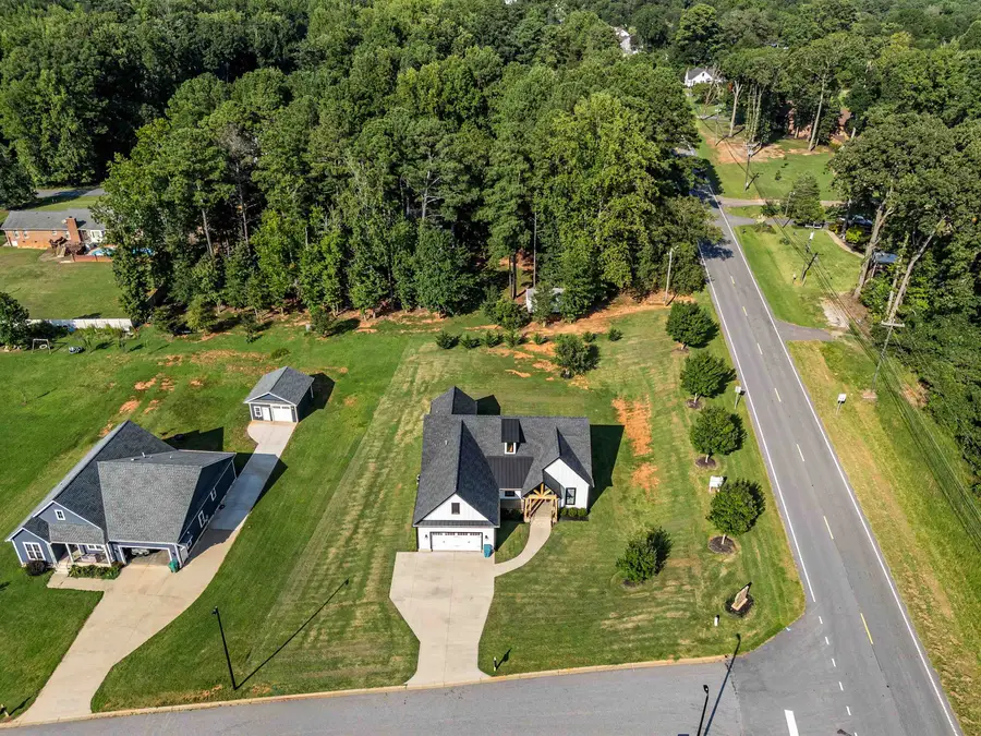 102 Mason Rd, Gaffney, SC 29340 - #3