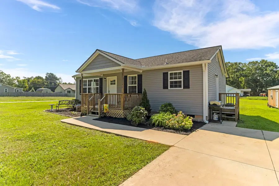 625 W Oconee Street, Chesnee, SC 29323-1034 - #2