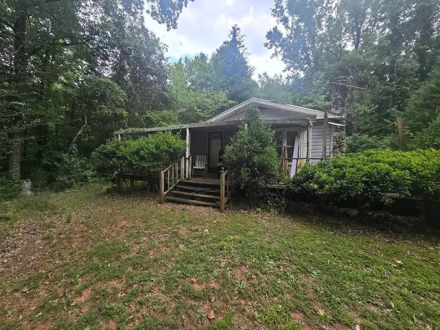 907 Pondfield Rd, Gaffney, SC 29340 - #2