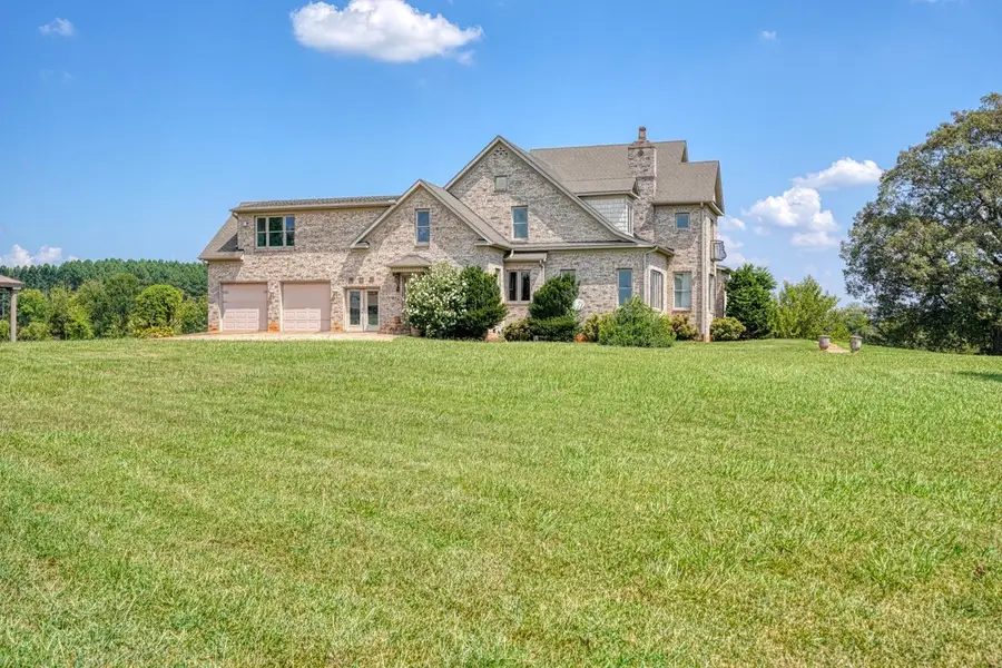 945 Love Springs Road, Gaffney, SC 29341 - #2