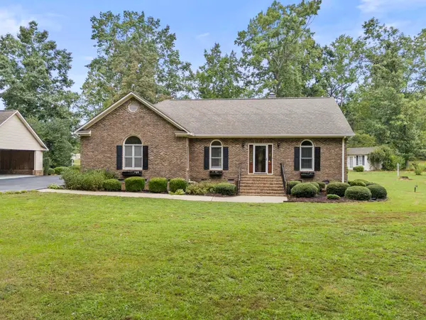 225 Plantation Lane, Inman, SC 29349