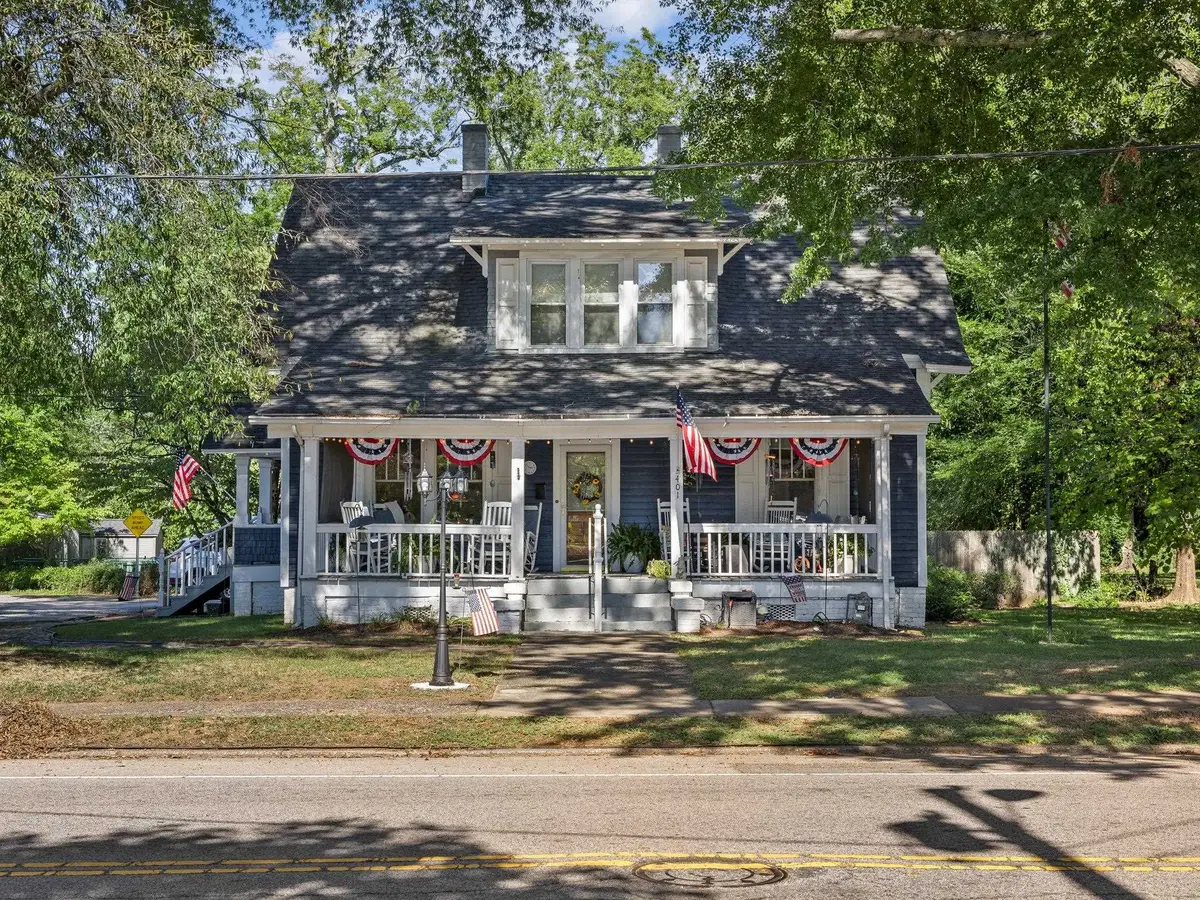 401 E Rutledge Avenue, Gaffney, SC 29340 - #1