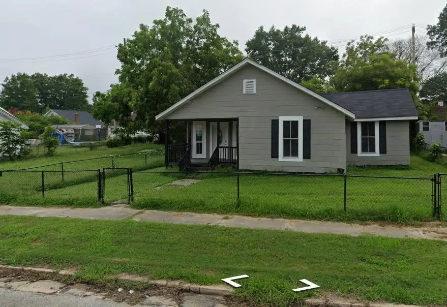 32 Peachtree Street, Clinton, SC 29325 - #1