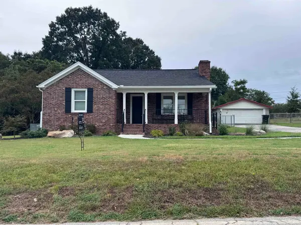 13 White Oak Road, Woodruff, SC 29388