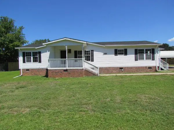 5565 Henderson Hill Road, Chesnee, SC 29323-8560