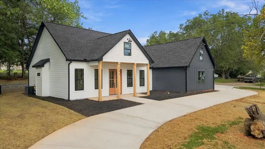 201 Maple Street, Lyman, SC 29365-1517 - #2