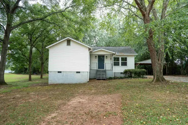 180 Brock Street, Inman, SC 29349