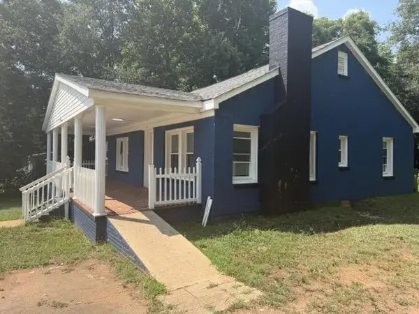 24 Oakland Avenue, Inman, SC 29349