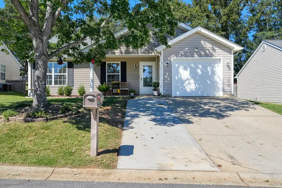 539 Hamilton Chase Drive, Moore, SC 29369 - #2