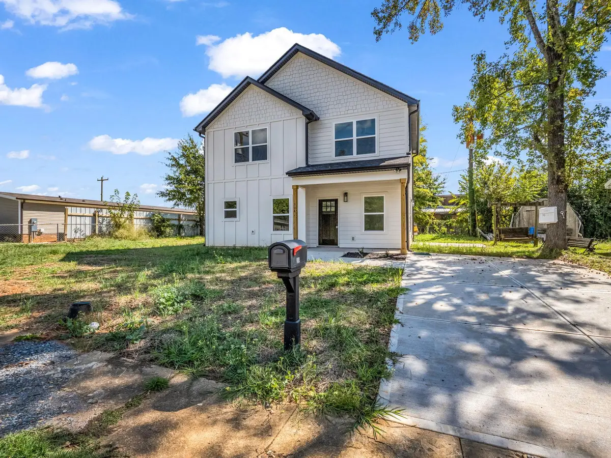 304 Oakland Ave, Gaffney, SC 29341 - #1