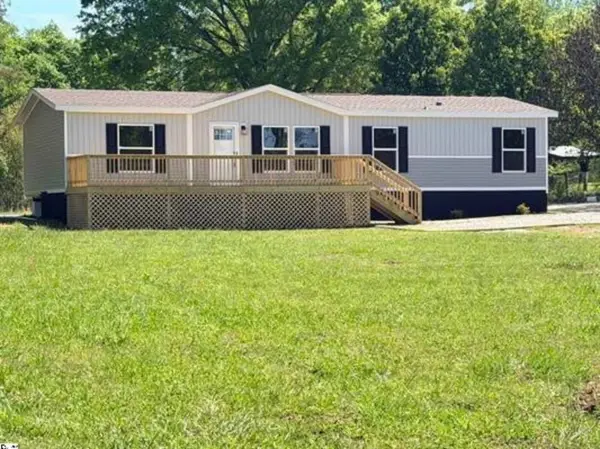 522 Burton Creekside Road, Waterloo, SC 29384