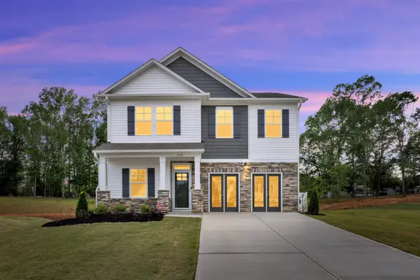 128 Hunter Ridge Drive, Boiling Springs, SC 29316