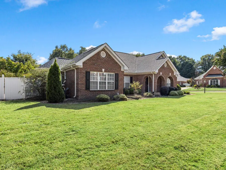 101 Banbury Circle, Simpsonville, SC 29681 - #2