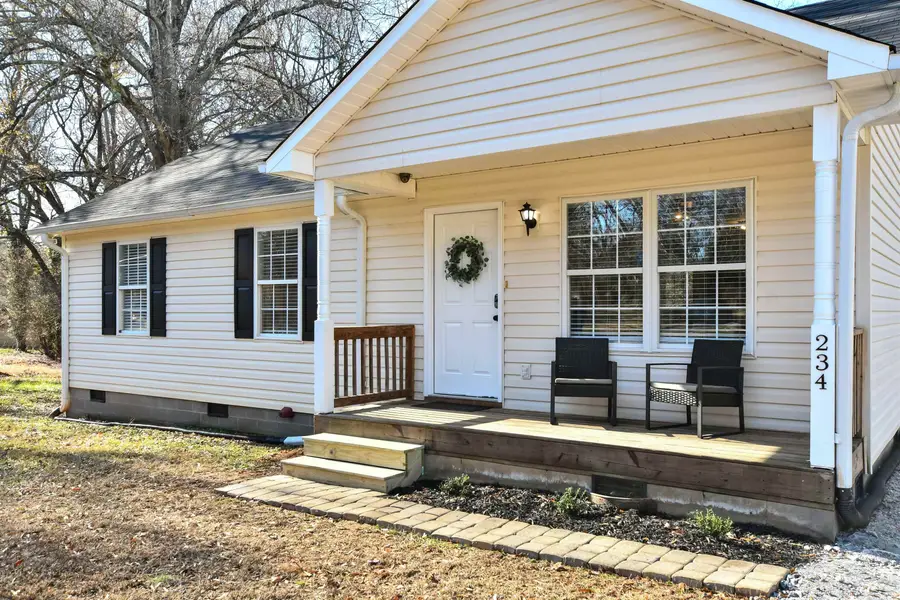 234 South Street, Woodruff, SC 29388 - #3