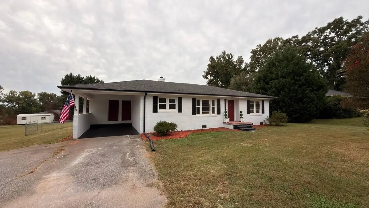 926 E Main Street, Duncan, SC 29334 - #1