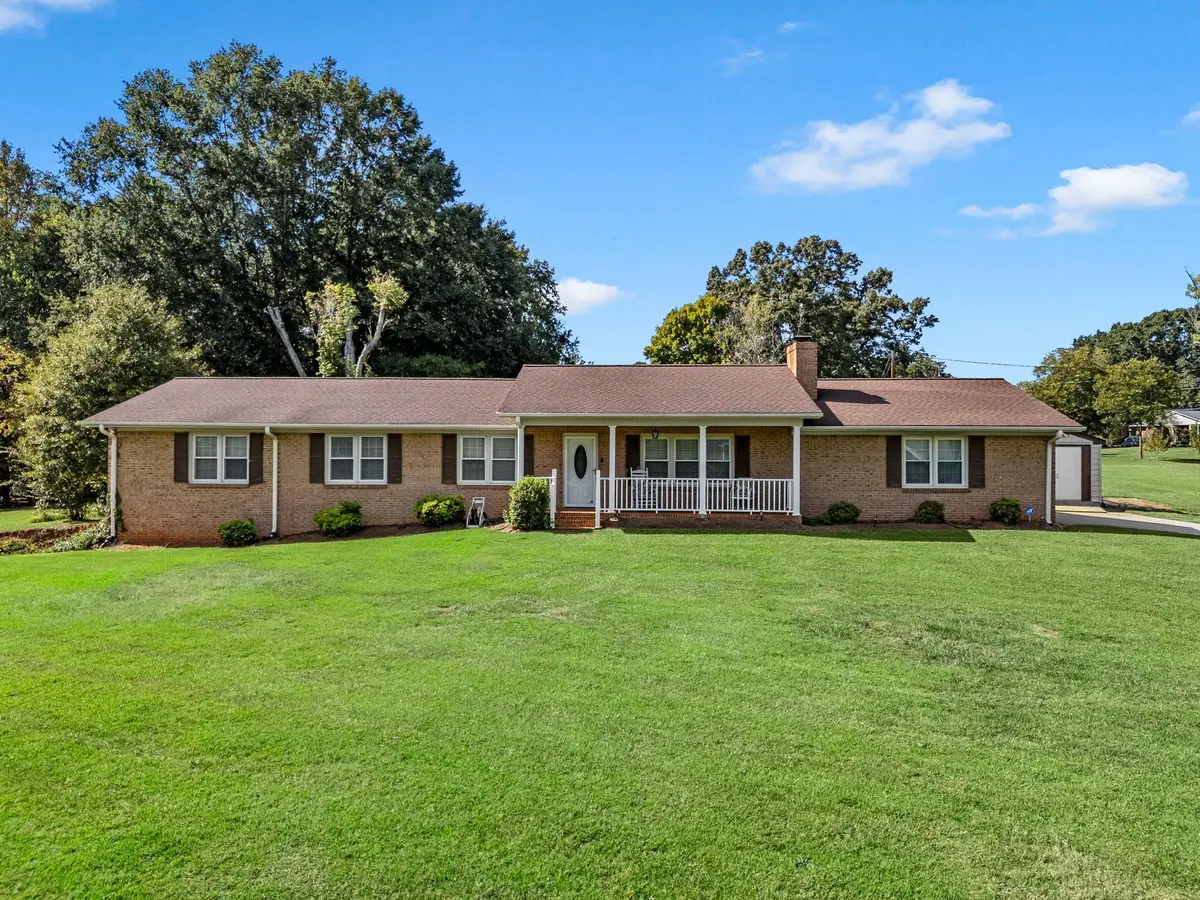 190 Mcmahan Street, Campobello, SC 29322 - #1
