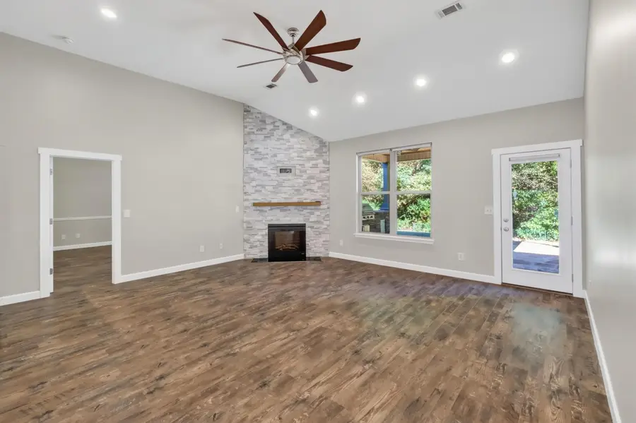 168 E Farrell Drive, Woodruff, SC 29388 - #3