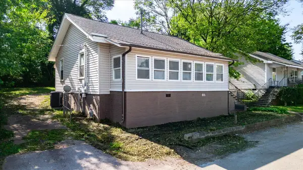 33 Ross Street, Greenville, SC 29611-4760