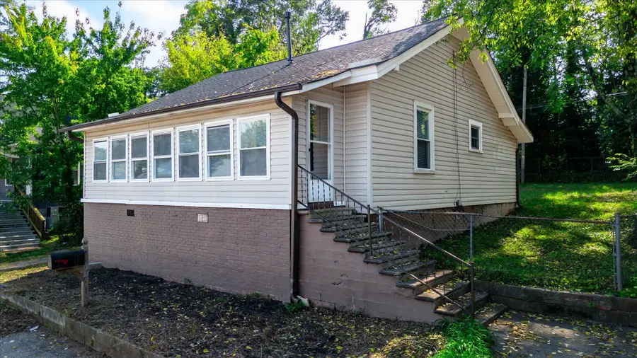 33 Ross Street, Greenville, SC 29611-4760 - #3