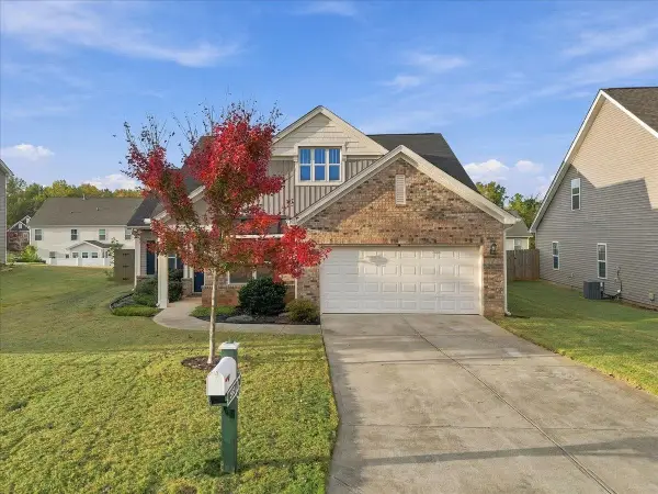 565 Goldstone Lane, Boiling Springs, SC 29316
