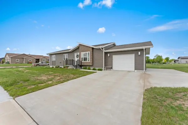 203 Cherry Lane, Chamberlain, SD 57325