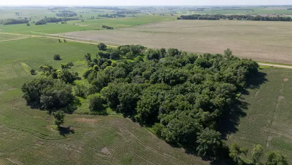 Benton Rd, Hartford, SD 57033