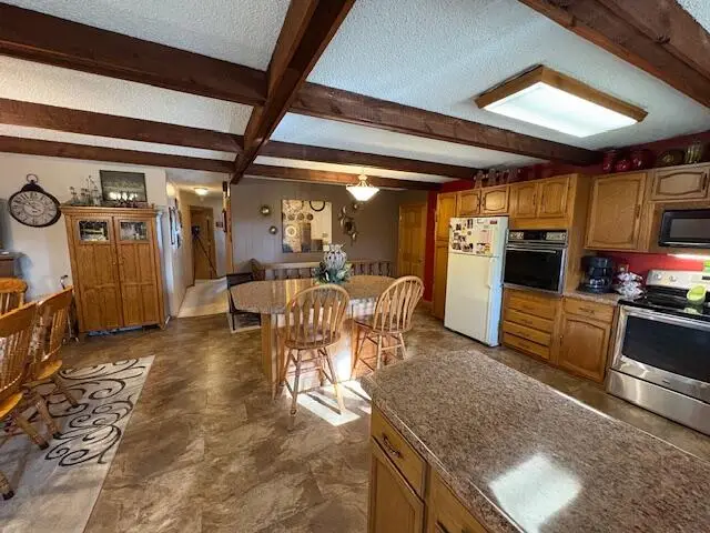 1604 E 5th Ave, Mitchell, SD 57301 - Image #2